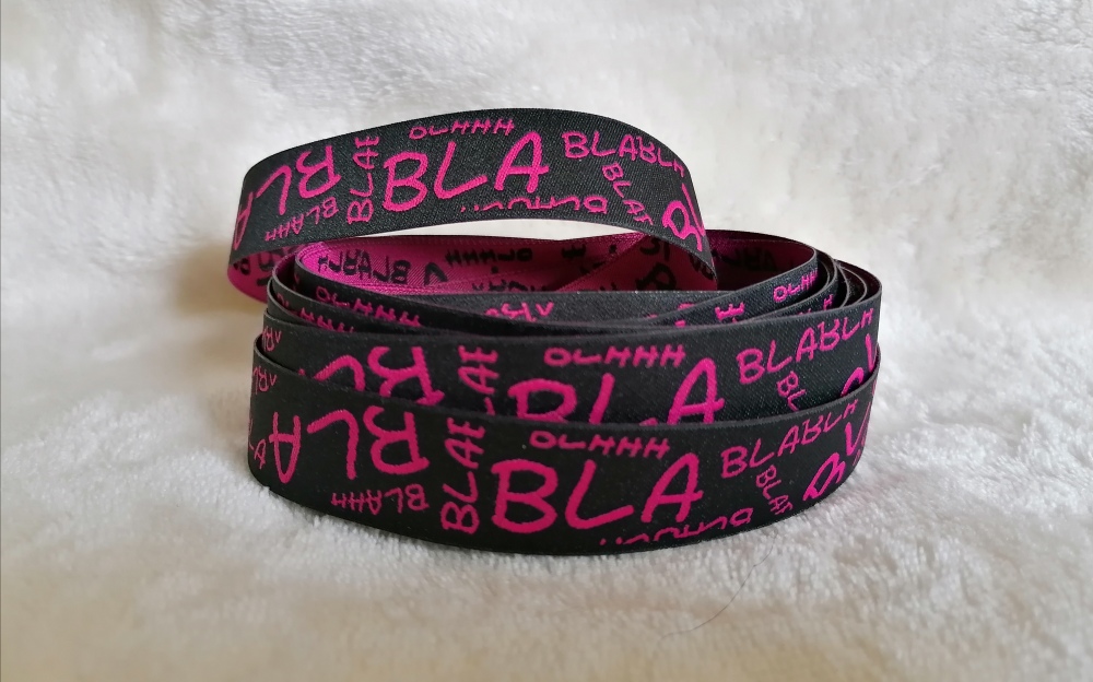 Bla Bla Schwarz Pink 20mm